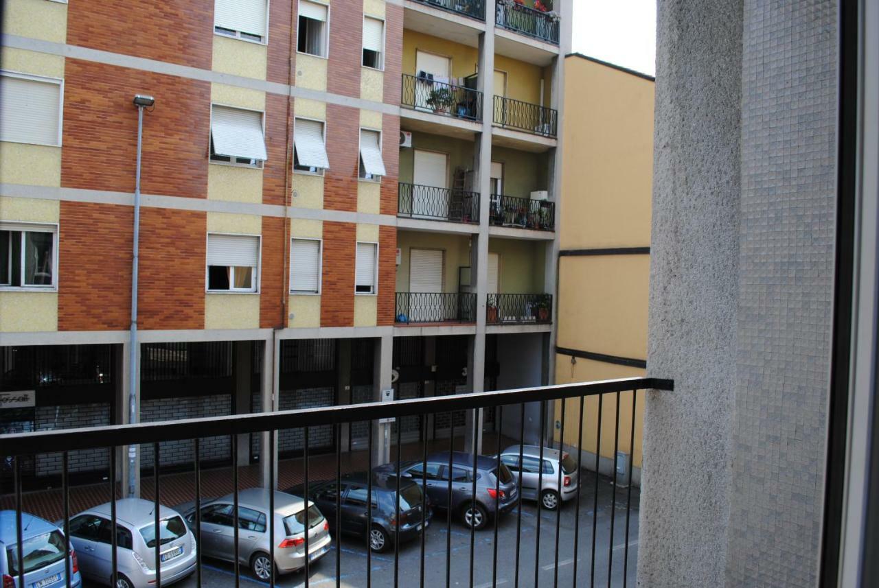 Bnbook - Galbiati Flat Ліссоне Екстер'єр фото